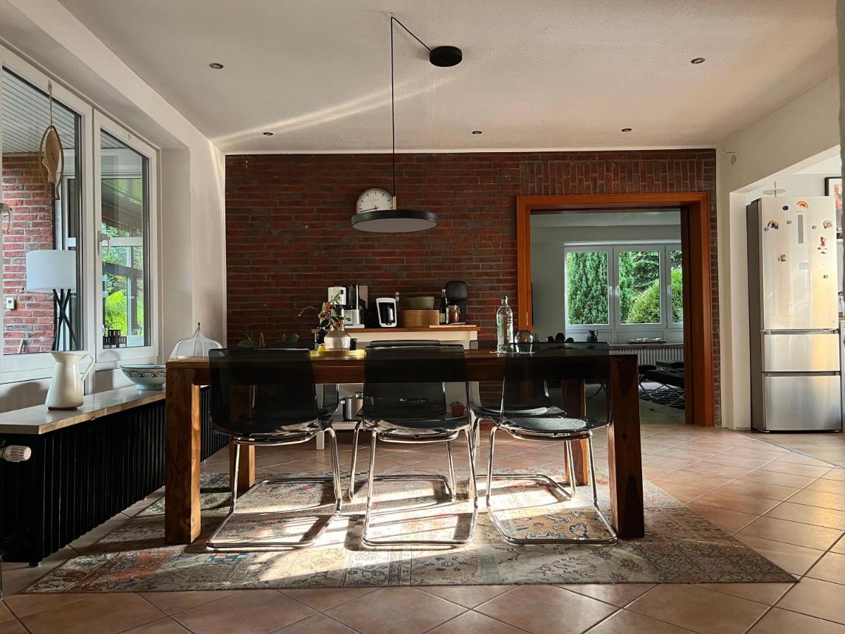 Aussergewoehnliches Haus Mit Sauna, Kamin Und Garten Вильгельмсхафен Экстерьер фото