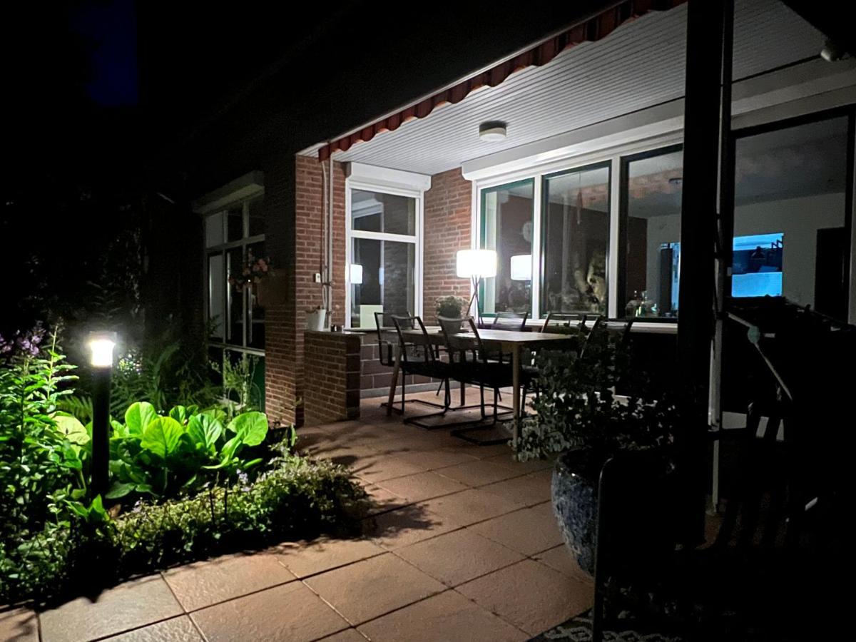 Aussergewoehnliches Haus Mit Sauna, Kamin Und Garten Вильгельмсхафен Экстерьер фото